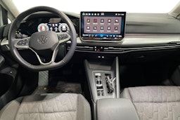 Valkoinen Volkswagen GOLF 2025 kuva 9.