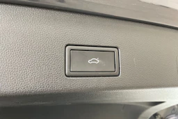 Harmaa Volkswagen GOLF 2025 kuva 19.