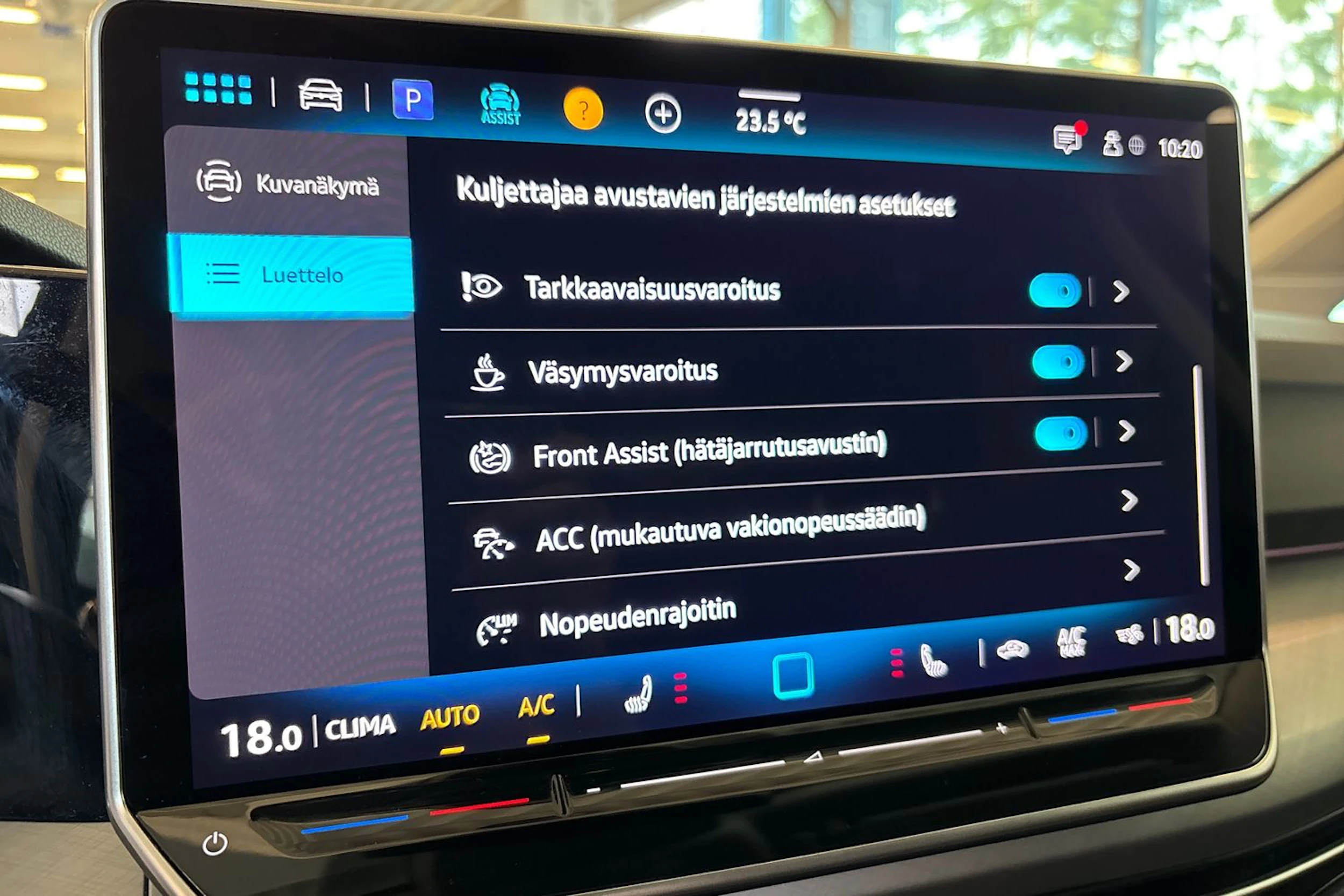 Harmaa Volkswagen GOLF 2025 kuva 17.