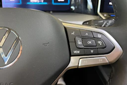 Harmaa Volkswagen GOLF 2025 kuva 23.