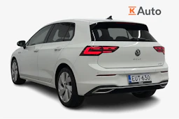valkoinen Volkswagen Golf 2024 kuva 3.