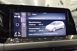 valkoinen Volkswagen Golf 2024 kuva 16.