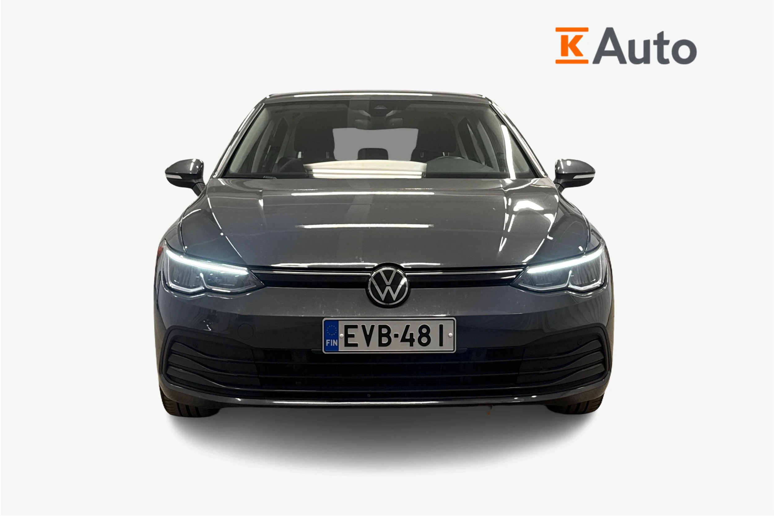 harmaa Volkswagen Golf 2024 kuva 5.