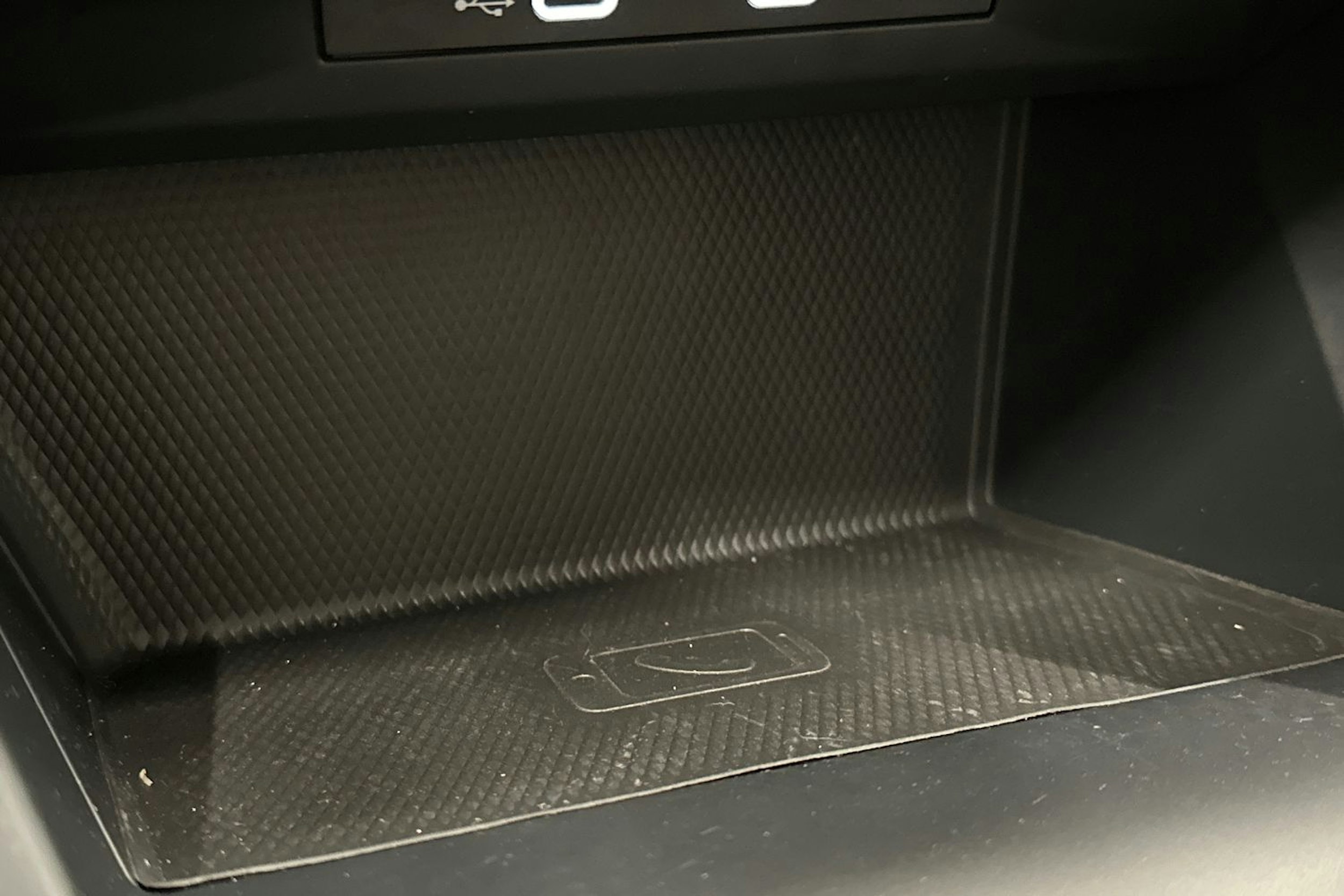 harmaa Volkswagen Golf 2024 kuva 26.
