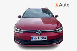 punainen Volkswagen Golf 2024 kuva 4.