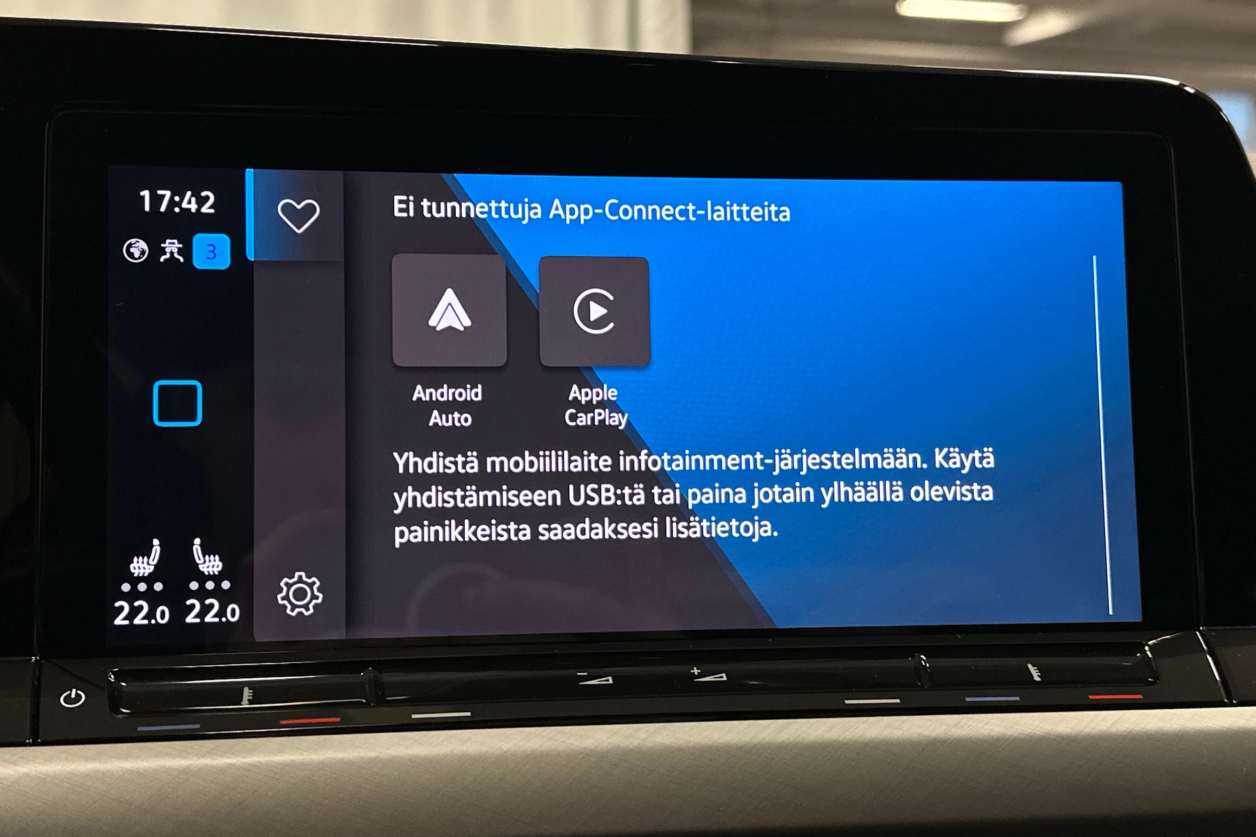 harmaa Volkswagen Golf 2024 kuva 19.