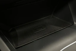 harmaa Volkswagen Golf 2024 kuva 24.