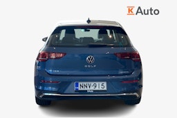 sininen Volkswagen Golf 2024 kuva 3.