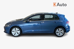 sininen Volkswagen Golf 2024 kuva 5.