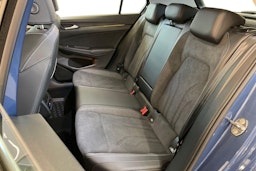 Sininen Volkswagen GOLF 2024 kuva 10.