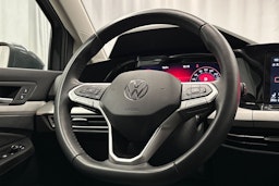 harmaa Volkswagen Golf 2024 kuva 17.
