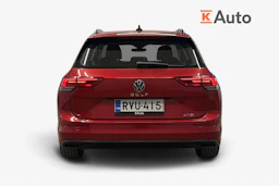 punainen Volkswagen Golf 2024 kuva 4.