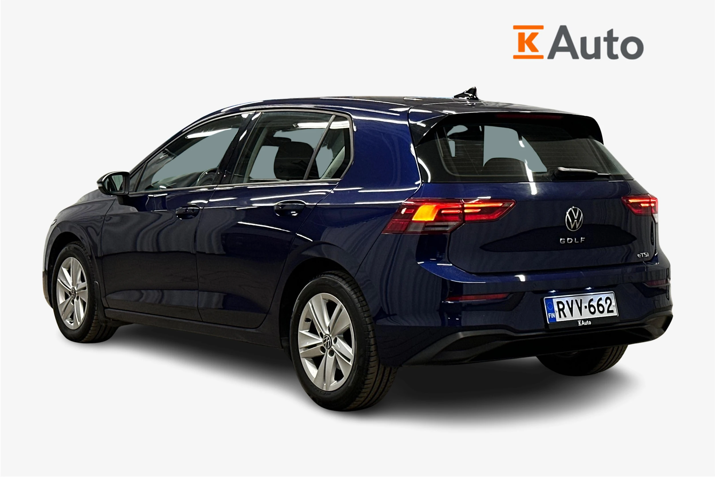 sininen Volkswagen Golf 2024 kuva 3.