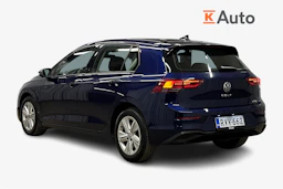 sininen Volkswagen Golf 2024 kuva 3.