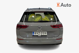 harmaa Volkswagen Golf 2024 kuva 4.