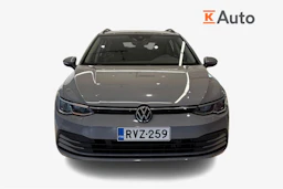 harmaa Volkswagen Golf 2024 kuva 5.