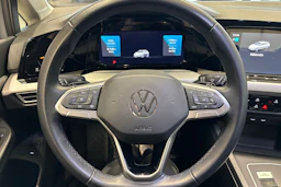 harmaa Volkswagen Golf 2024 kuva 20.