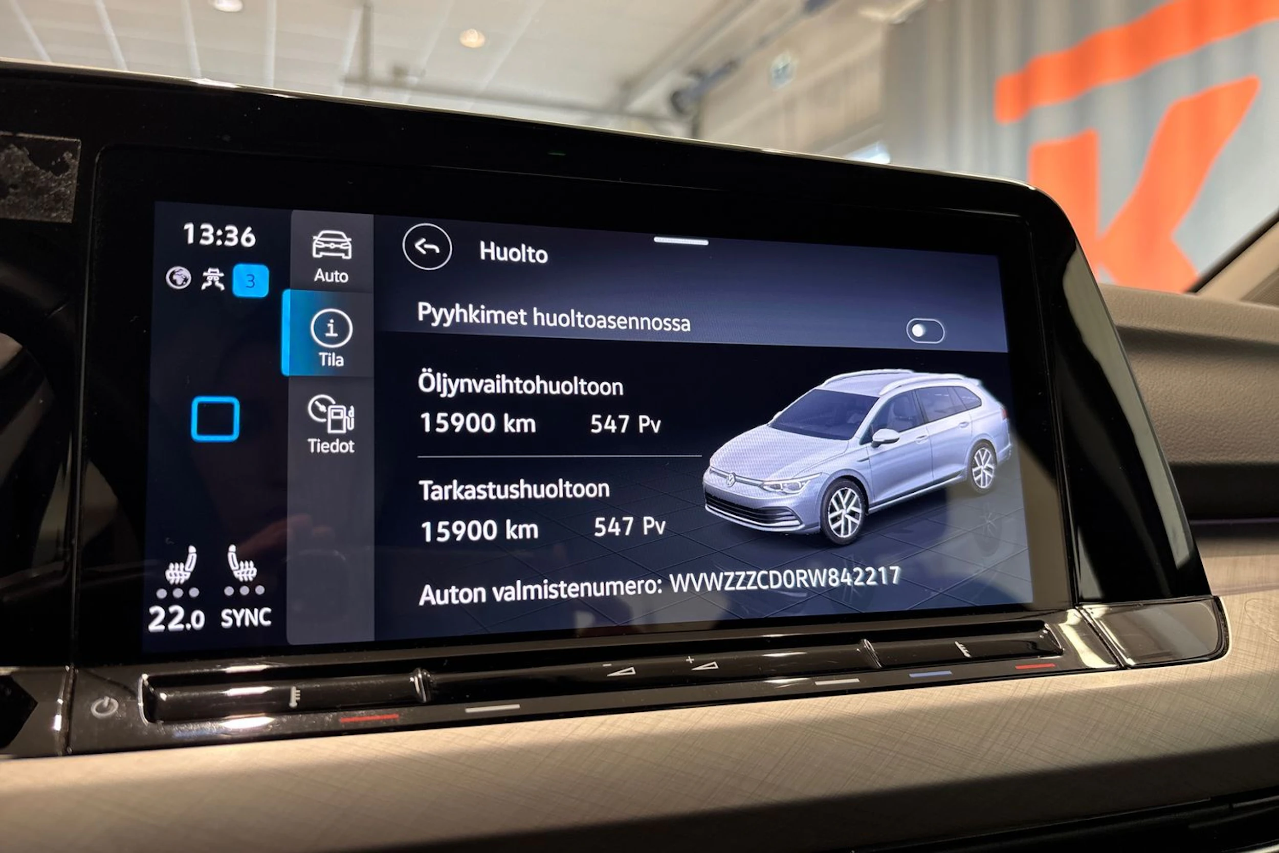 harmaa Volkswagen Golf 2024 kuva 27.