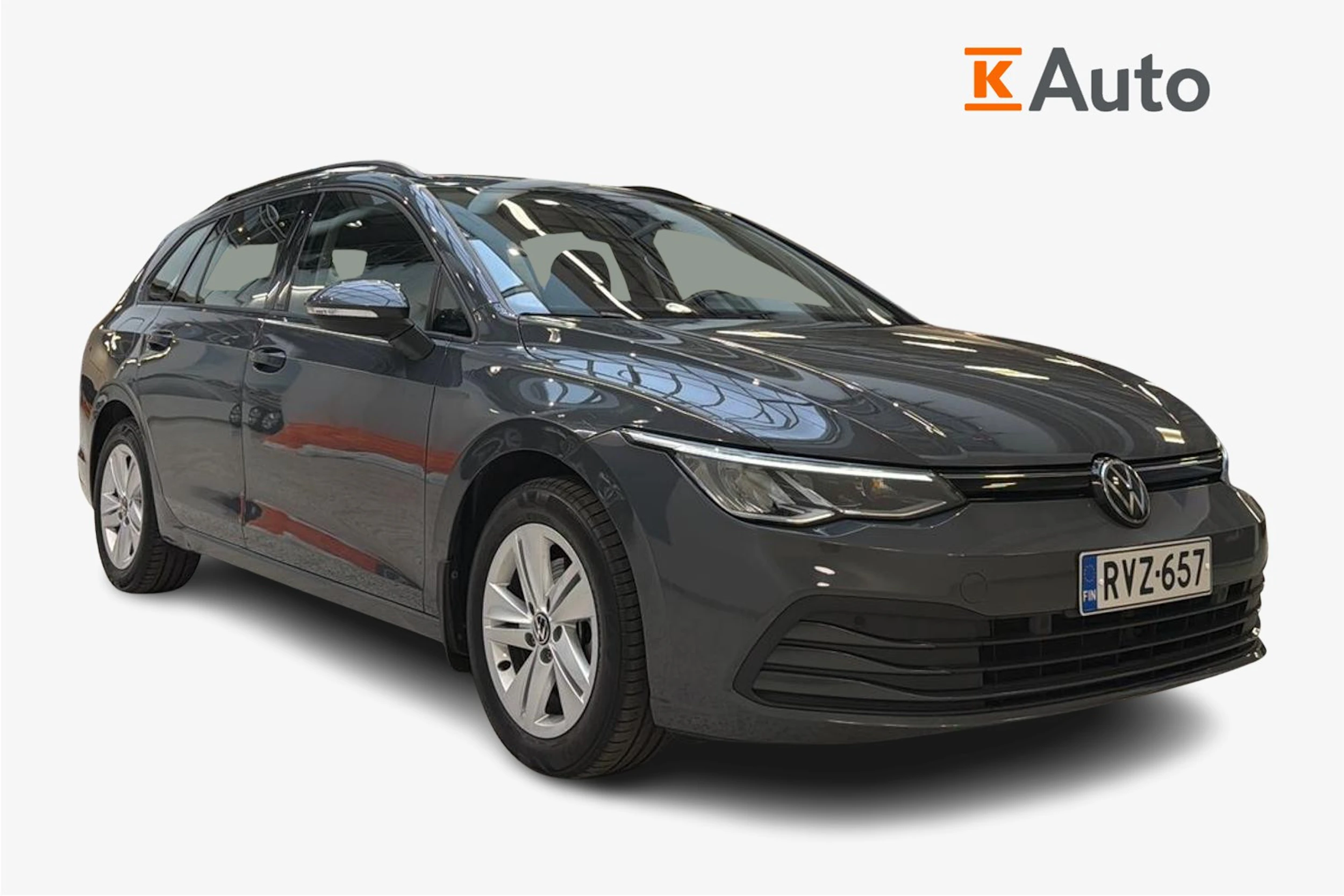 harmaa Volkswagen Golf 2024 kuva 1.