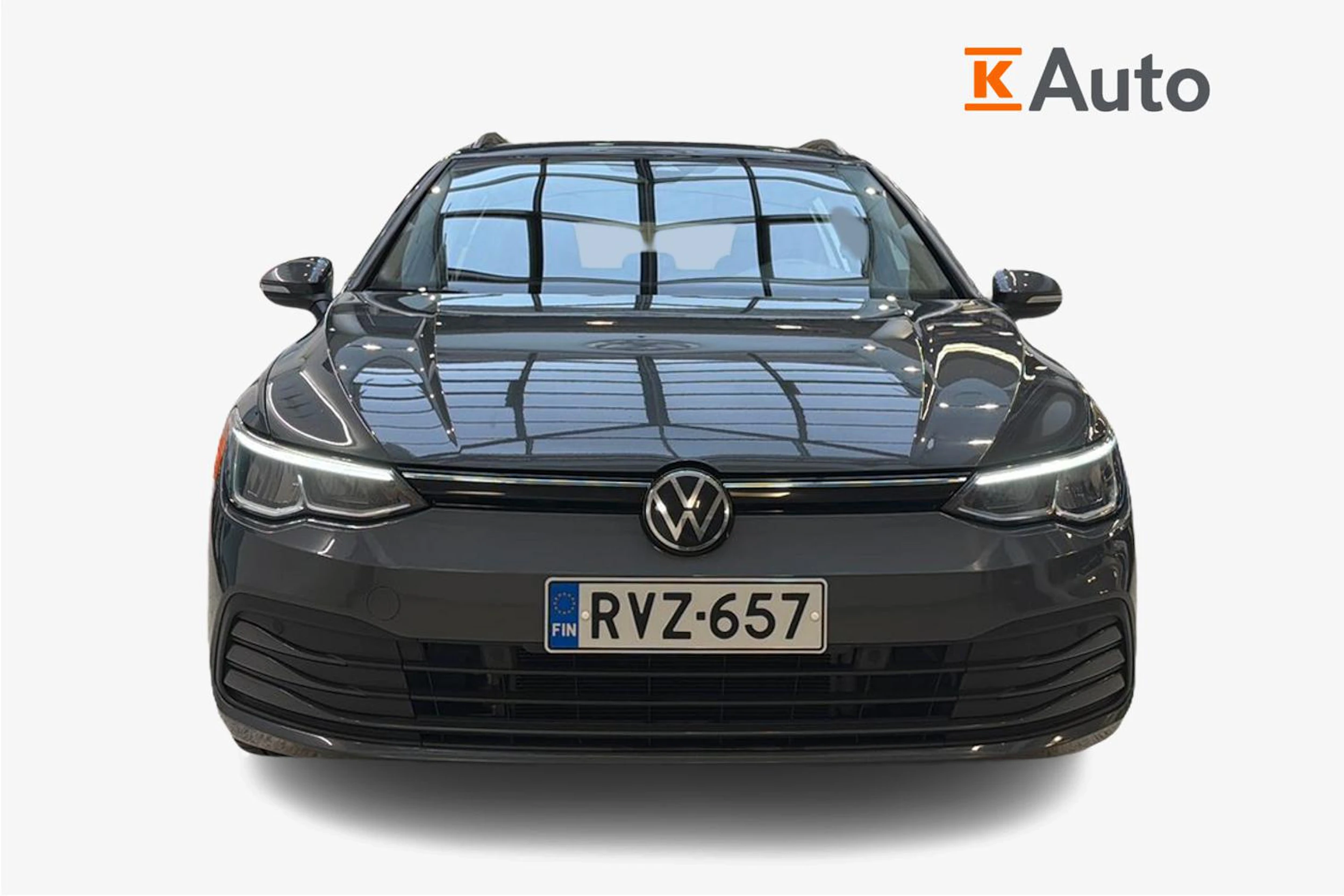 harmaa Volkswagen Golf 2024 kuva 4.