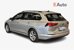 harmaa Volkswagen Golf 2024 kuva 2.