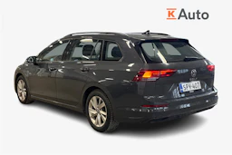 harmaa Volkswagen Golf 2024 kuva 2.