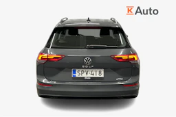 harmaa Volkswagen Golf 2024 kuva 4.