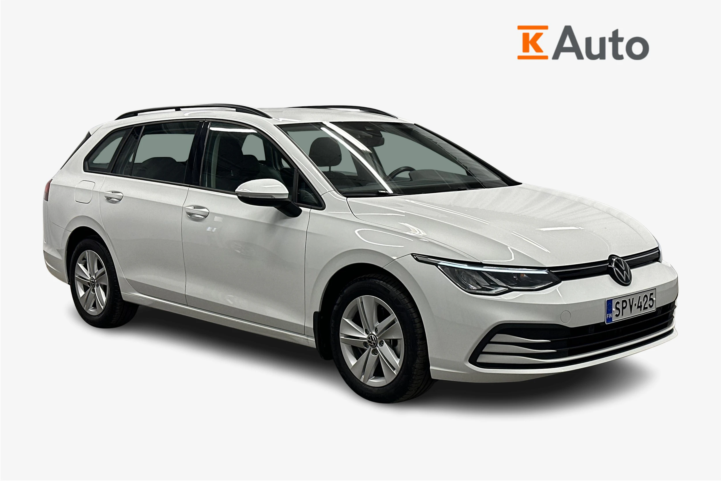 valkoinen Volkswagen Golf 2024 kuva 1.