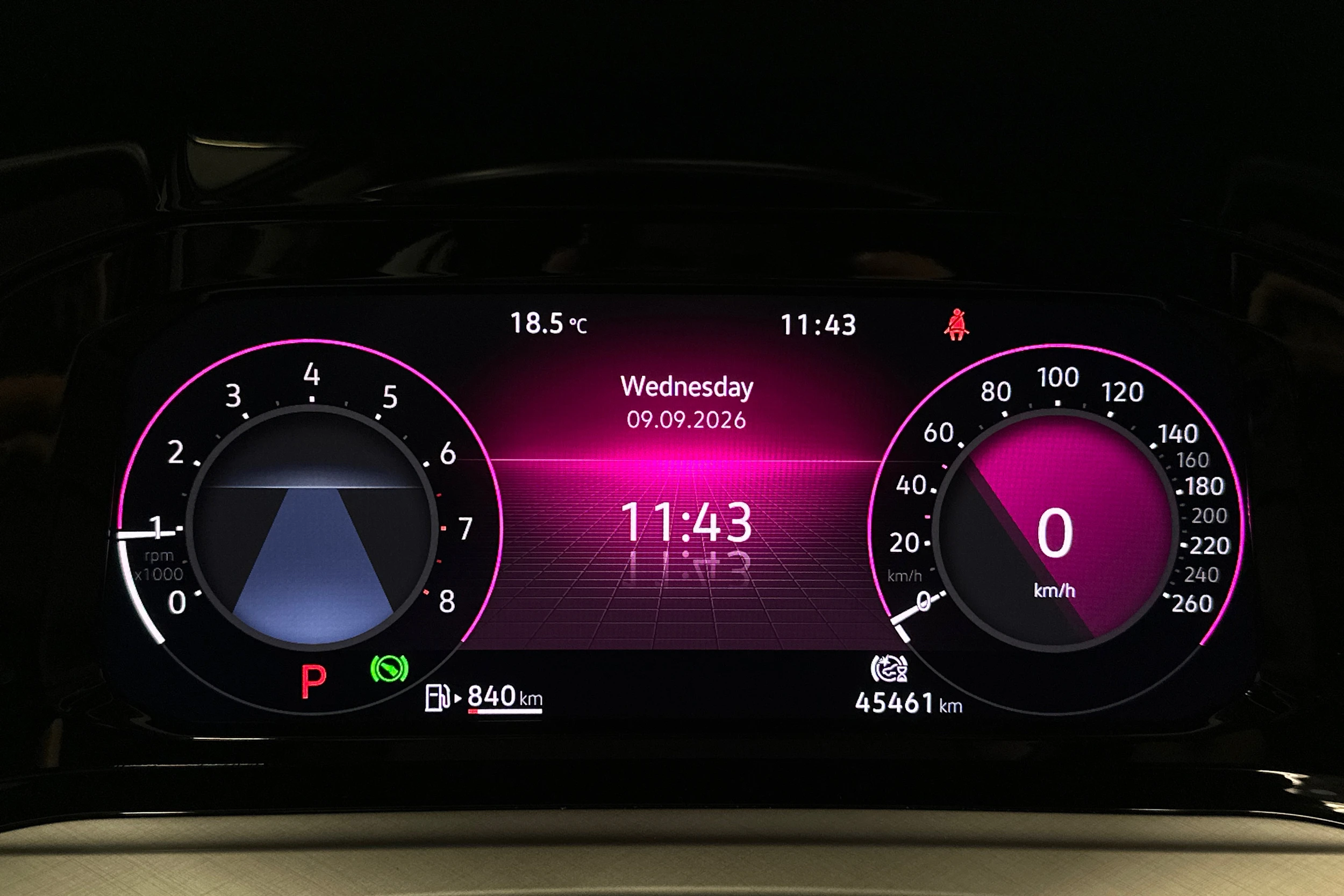valkoinen Volkswagen Golf 2024 kuva 13.