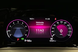 valkoinen Volkswagen Golf 2024 kuva 13.