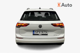 valkoinen Volkswagen Golf 2024 kuva 3.