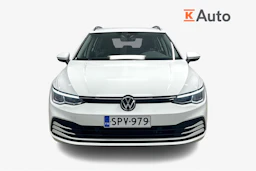 valkoinen Volkswagen Golf 2024 kuva 4.