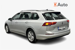 harmaa Volkswagen Golf 2024 kuva 2.