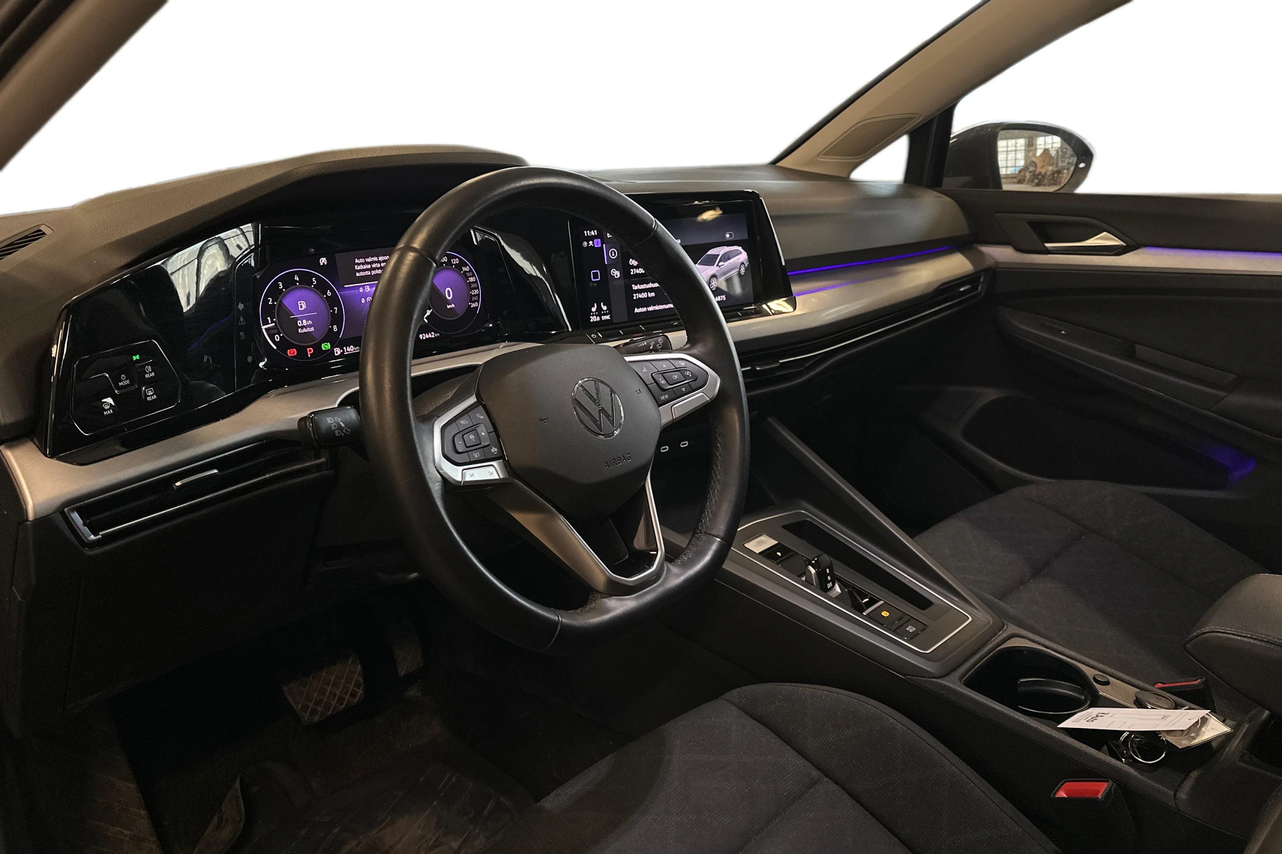 harmaa Volkswagen Golf 2024 kuva 3.