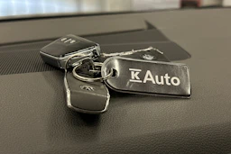 harmaa Volkswagen Golf 2024 kuva 30.