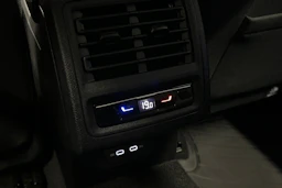 harmaa Volkswagen Golf 2024 kuva 17.