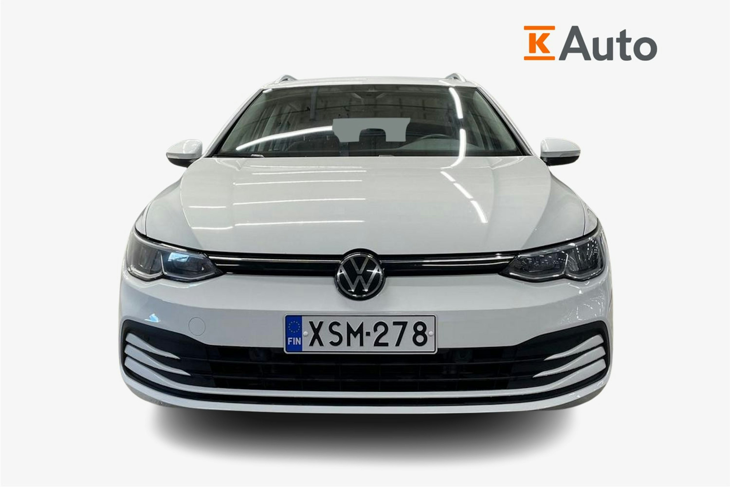 valkoinen Volkswagen Golf 2024 kuva 4.