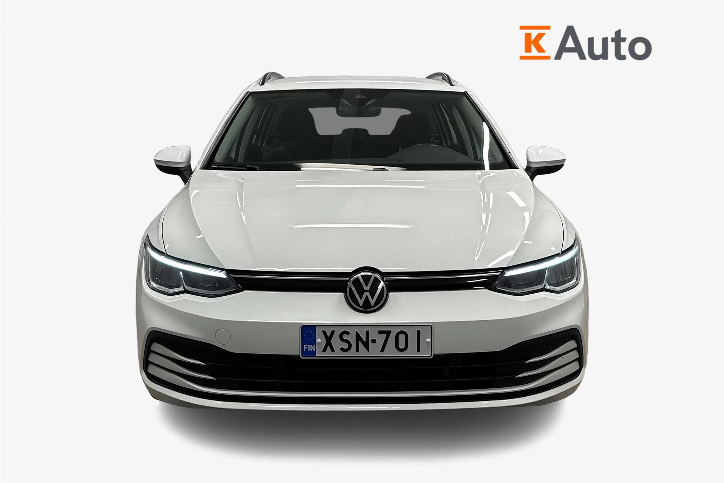 valkoinen Volkswagen Golf 2024 kuva 4.