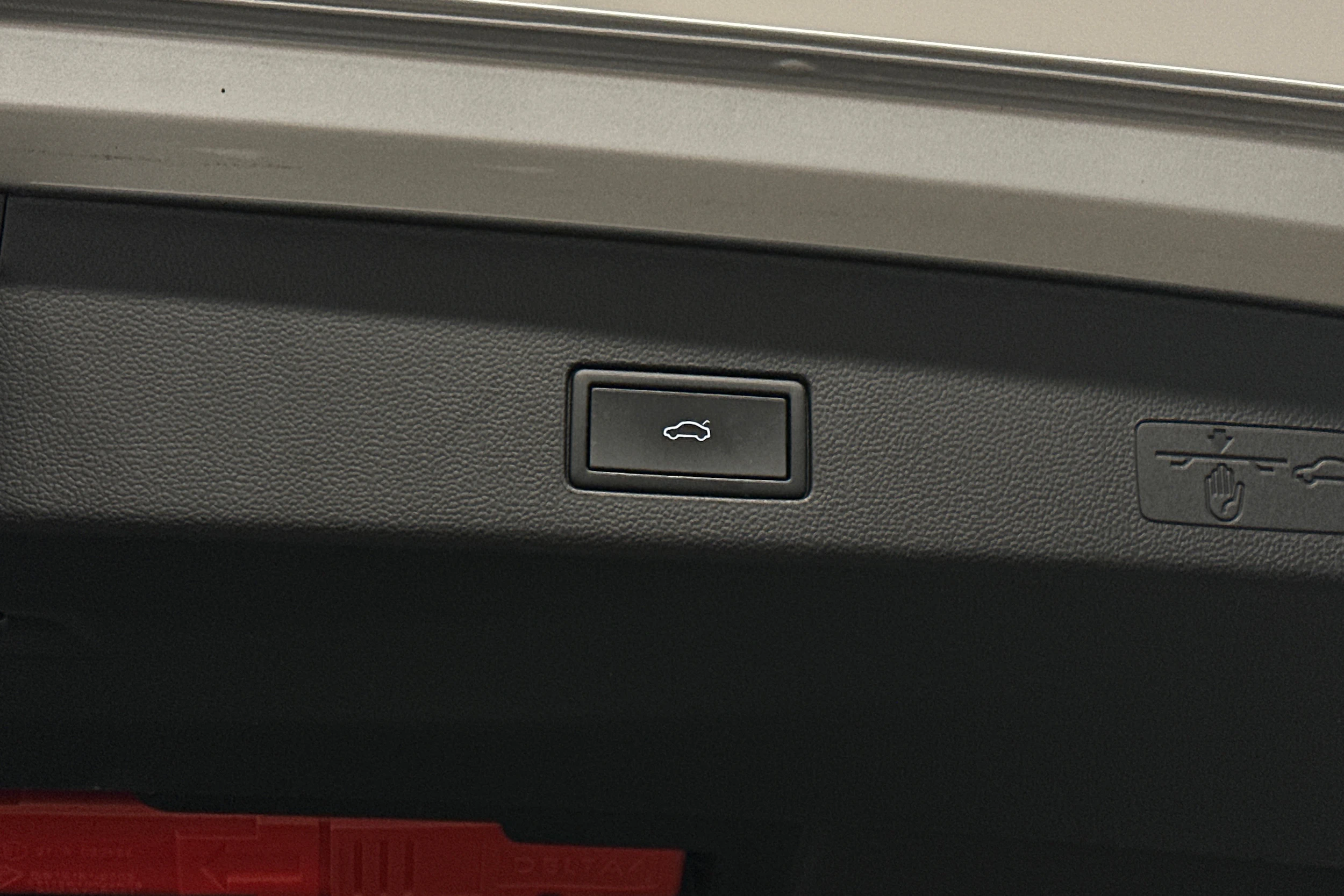 harmaa Volkswagen Golf 2024 kuva 32.