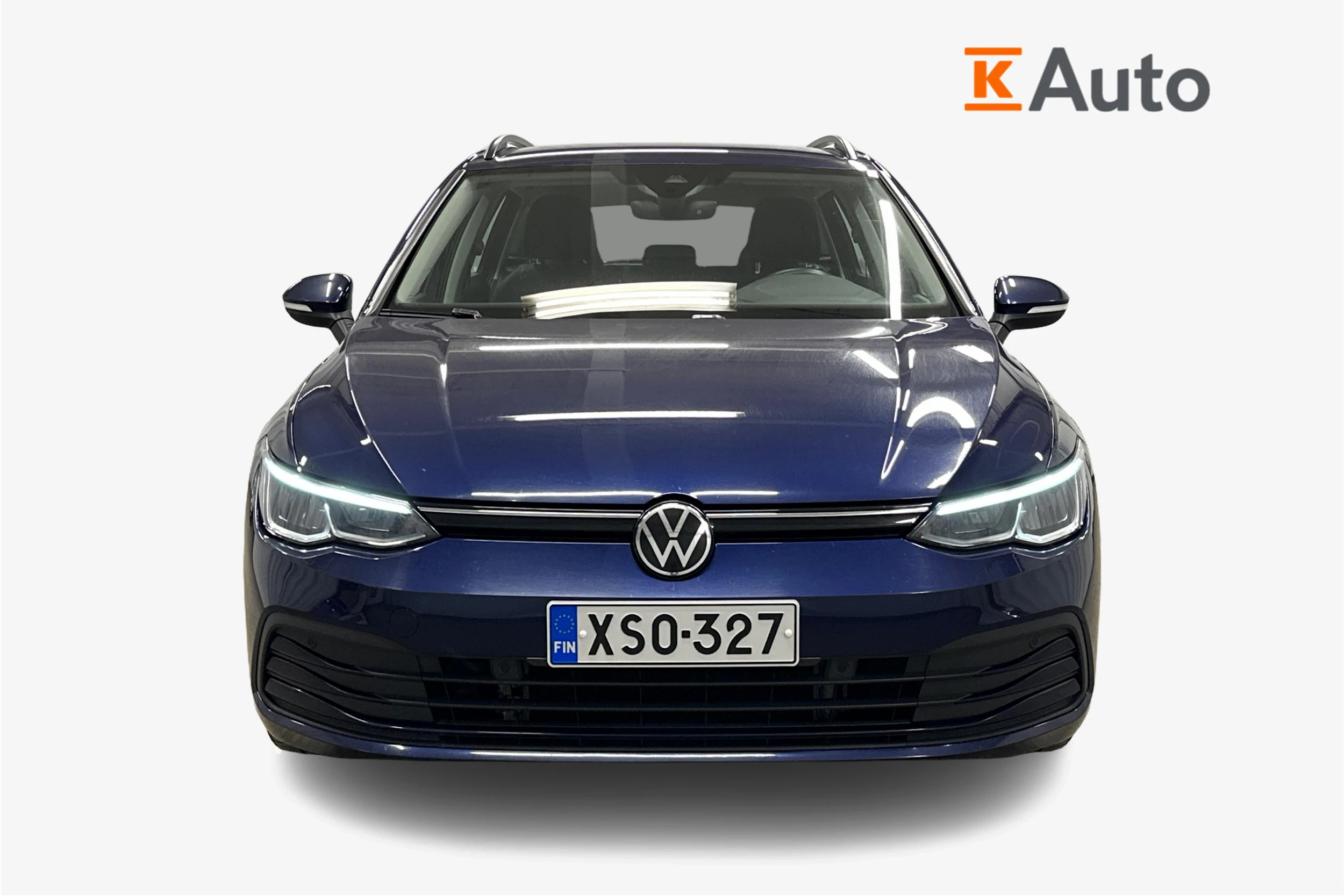 sininen Volkswagen Golf 2024 kuva 4.
