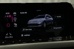 sininen Volkswagen Golf 2024 kuva 20.