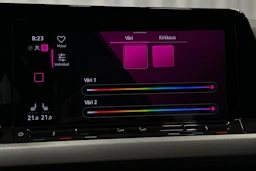 sininen Volkswagen Golf 2024 kuva 22.