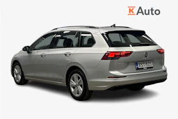 harmaa Volkswagen Golf 2024 kuva 2.