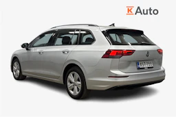 harmaa Volkswagen Golf 2024 kuva 3.