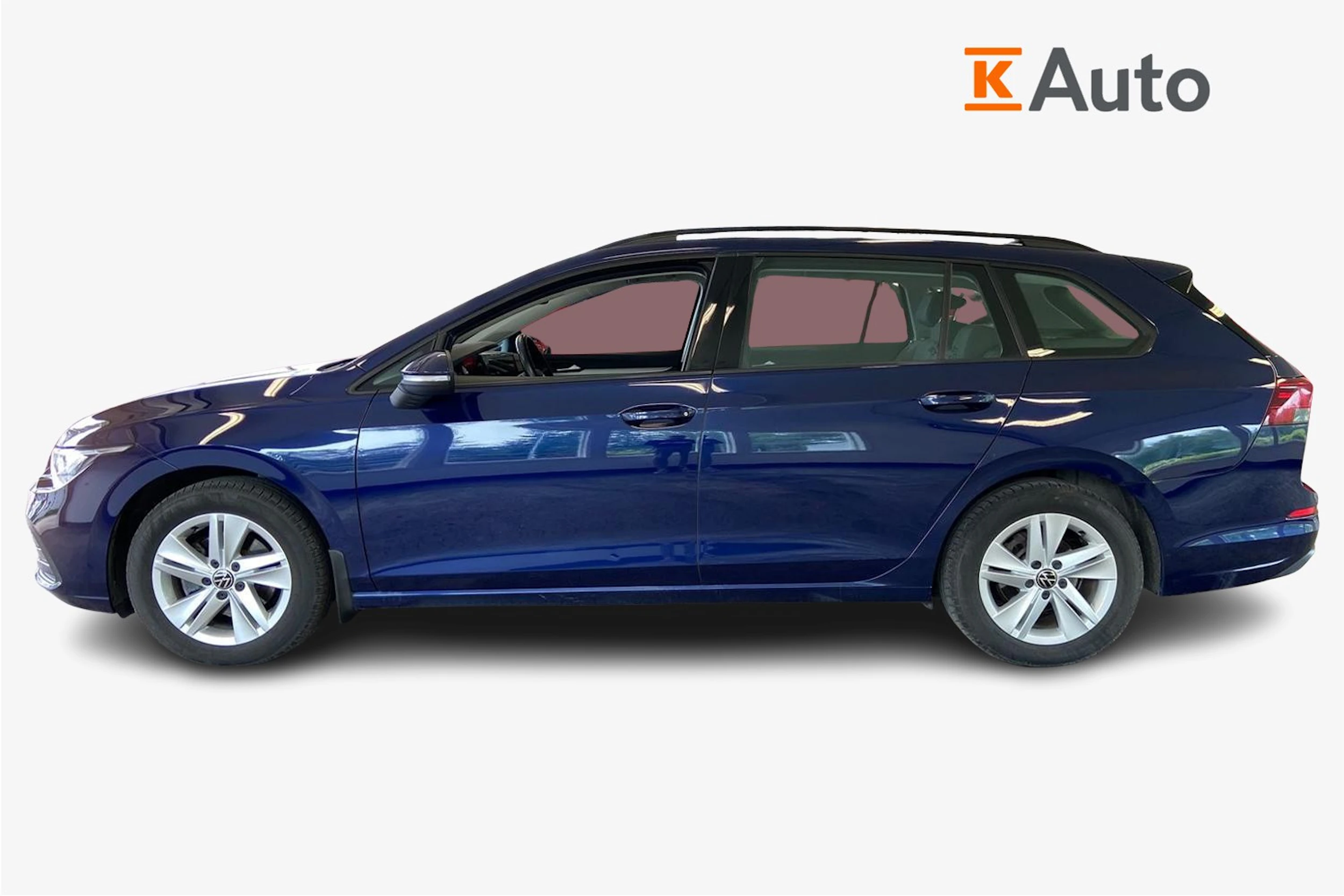 sininen Volkswagen Golf 2024 kuva 5.