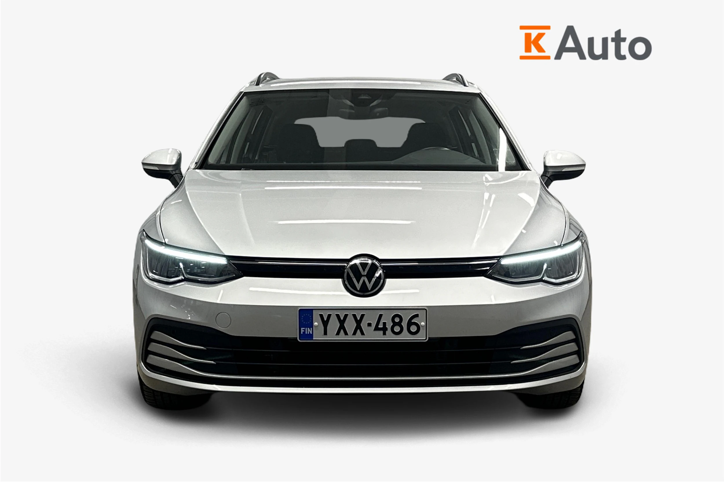harmaa Volkswagen Golf 2024 kuva 4.