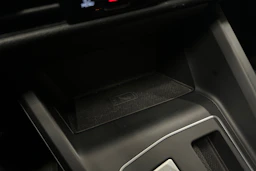 harmaa Volkswagen Golf 2024 kuva 24.