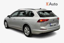 harmaa Volkswagen Golf 2024 kuva 2.
