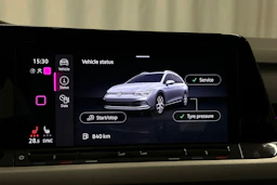 harmaa Volkswagen Golf 2024 kuva 20.