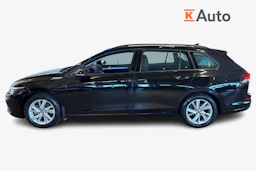 musta Volkswagen Golf 2024 kuva 7.